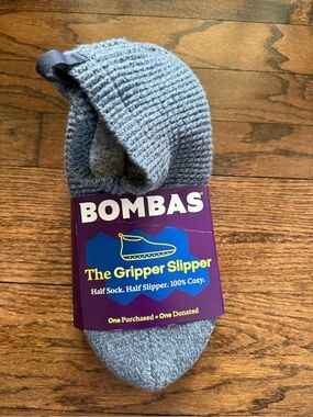 Bombas Men’s Gripper Slipper in Pebble